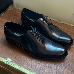 Paul Evans Size 10 (Size 11 US) Wholecut Black Dress Shoe. Made in Italy.